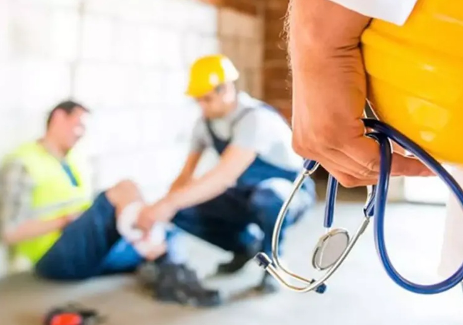 Accidente Laboral o Enfermedad Profesional: Guía de Acción 2025 sobre Qué Hacer y Cómo Reclamar